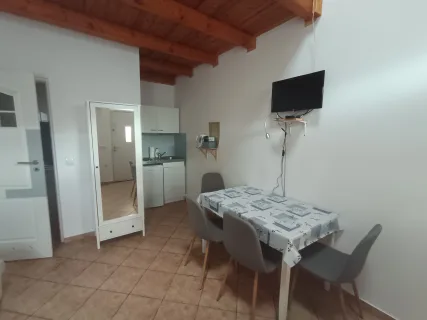 Az apartmanok belső tere: a kanapé
